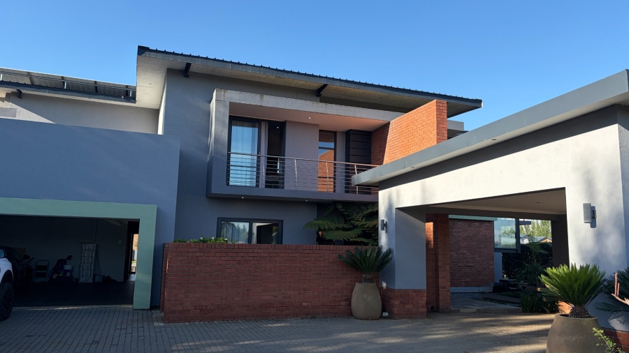 4 Bedroom Property for Sale in Grimbeeck Park North West